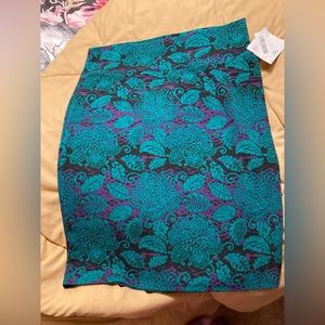 Someone please buy this ugly thing 😂